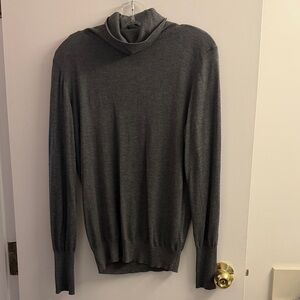 Zara Women's Gray Turtleneck Sweater